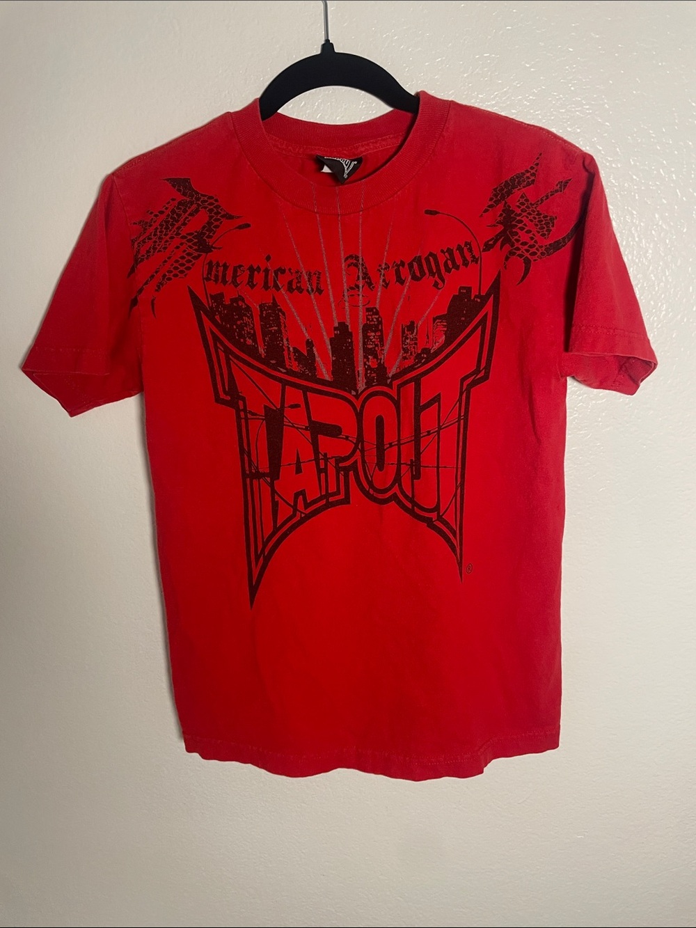 Vintage Y2K TapouT MMA UFC Fighting Red S  T-Shirt